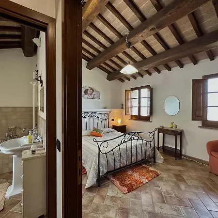 B&B Madonna Del Latte Cannara Exterior photo