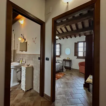 B&B Madonna Del Latte Cannara Exterior photo