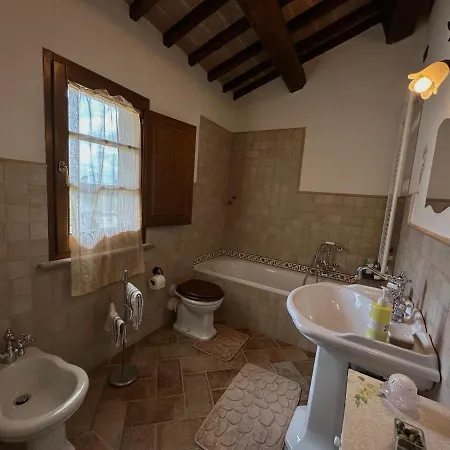 B&B Madonna Del Latte Cannara Exterior photo