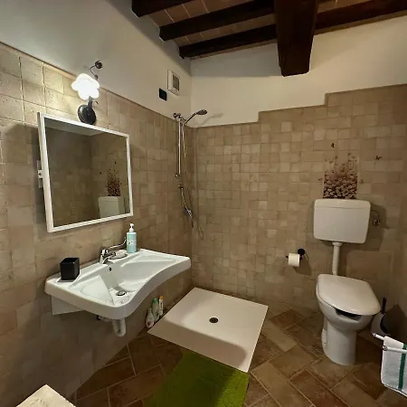 B&B Madonna Del Latte Cannara Exterior photo